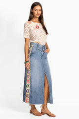THE DENIM SKIRT