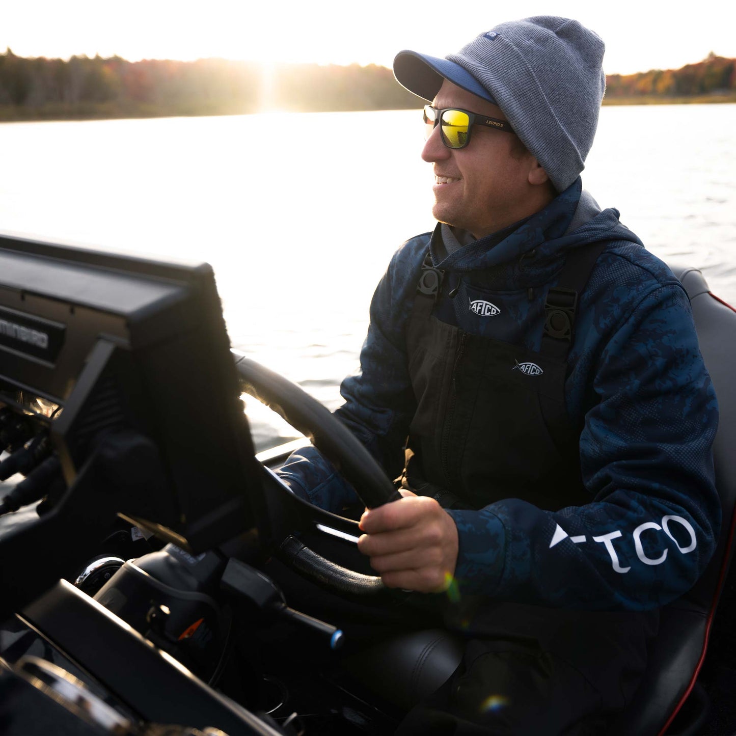 AFTCO Hydrobib Waterproof Fishing Bib Black