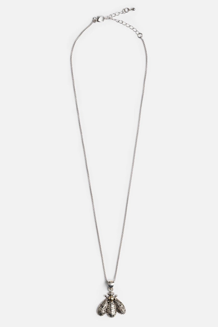 ROYAL BEE PENDANT NECKLACE