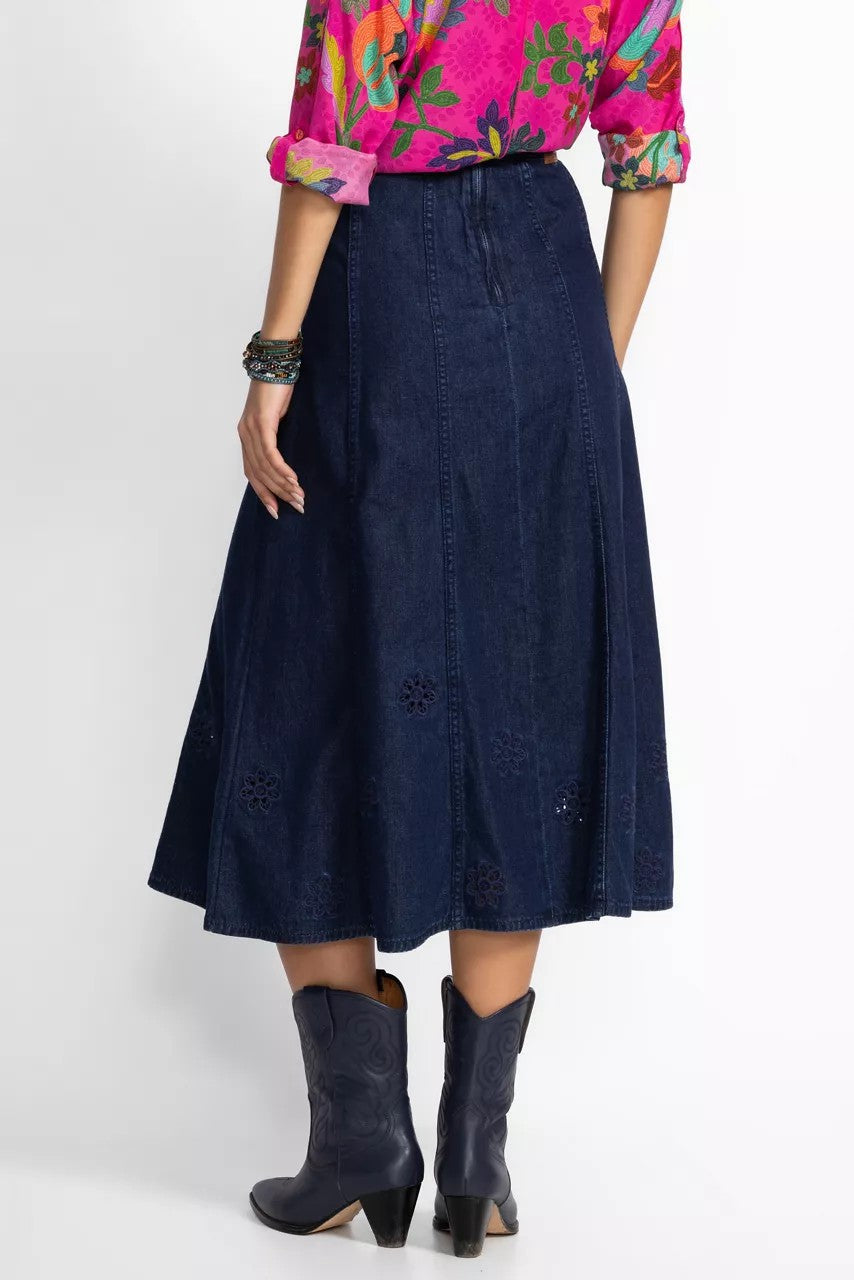 THE DENIM SKIRT