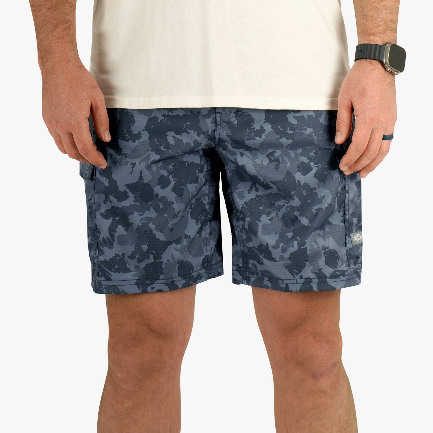 AFTCO Deckhand Camo Fishing Cargo Shorts Black Storm Camo