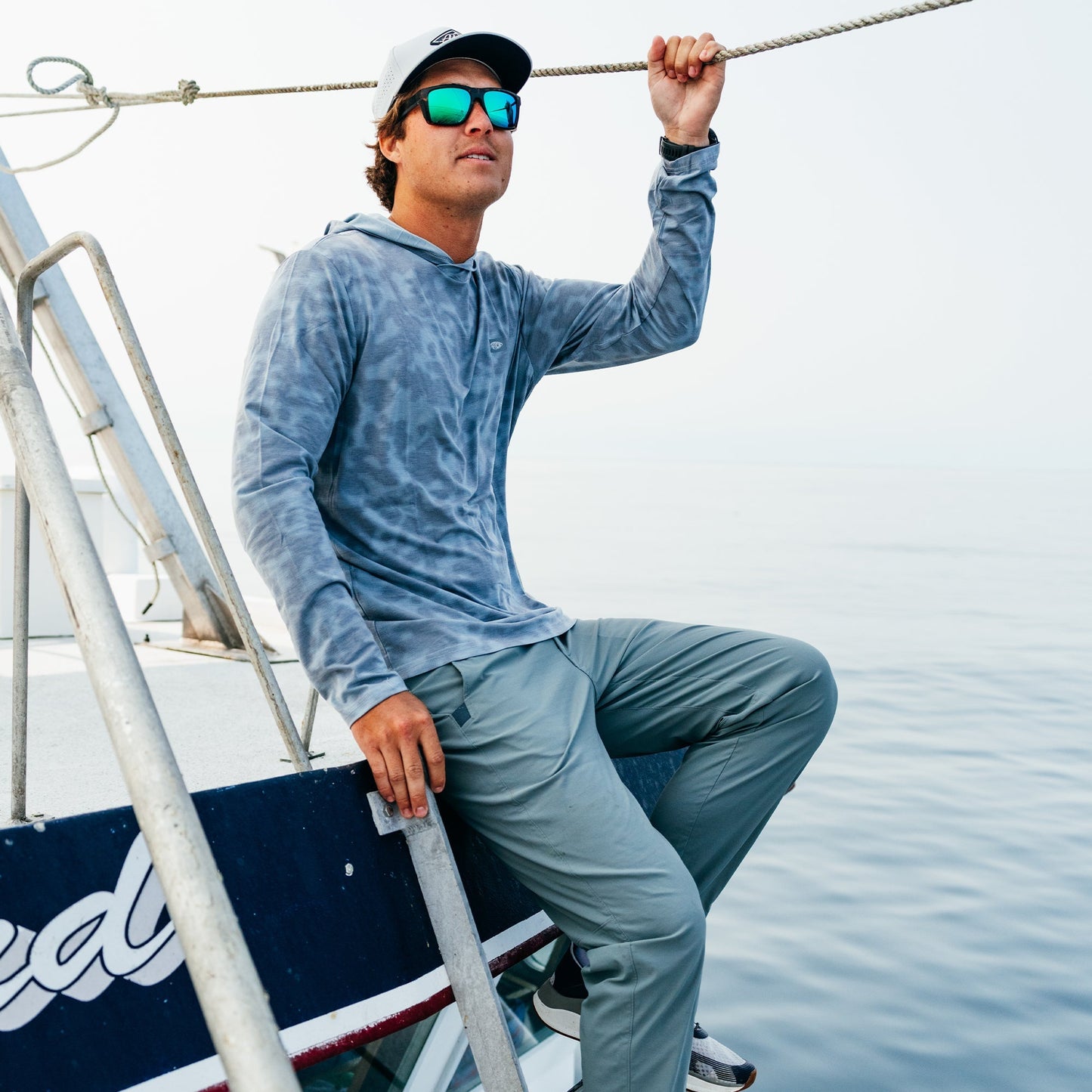 AFTCO Ocean Bound Hooded Performance Shirt Sand Grouper Camo