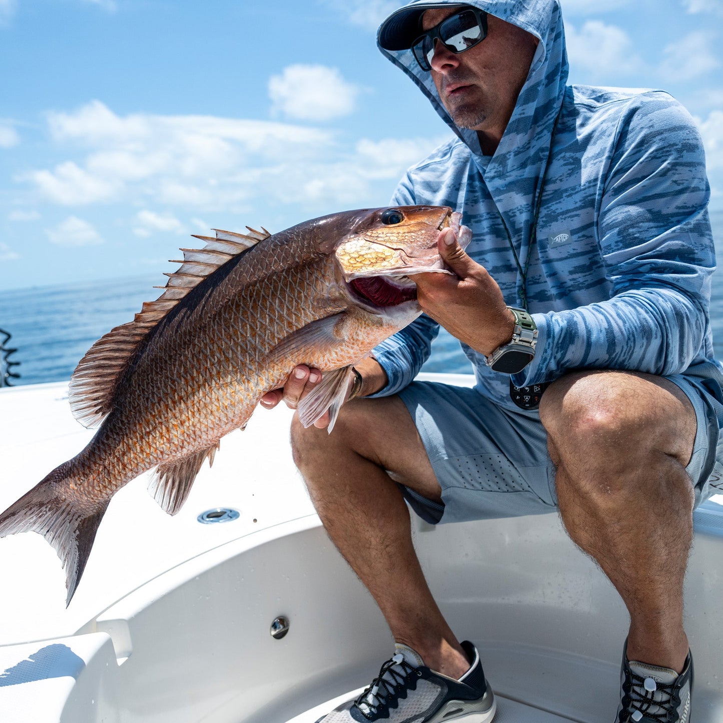 AFTCO Ocean Bound Hooded Performance Shirt Sand Grouper Camo