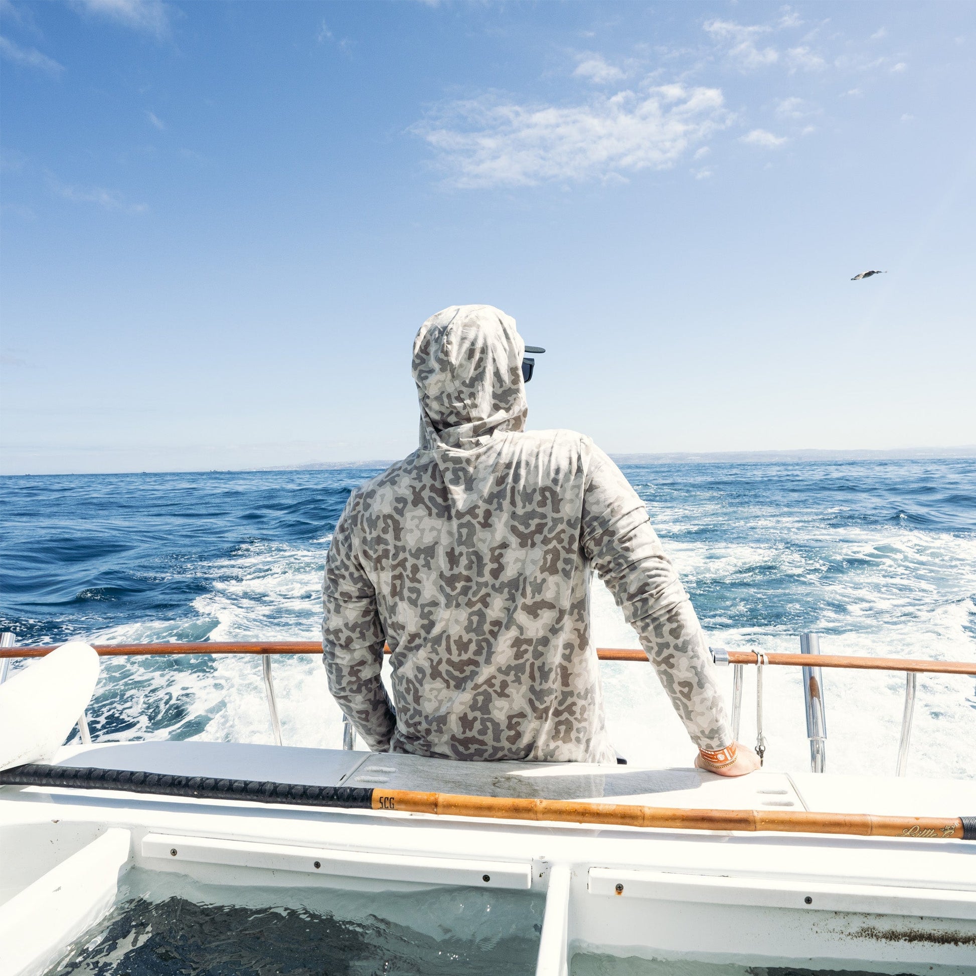 AFTCO Ocean Bound Hooded Performance Shirt Sand Grouper Camo