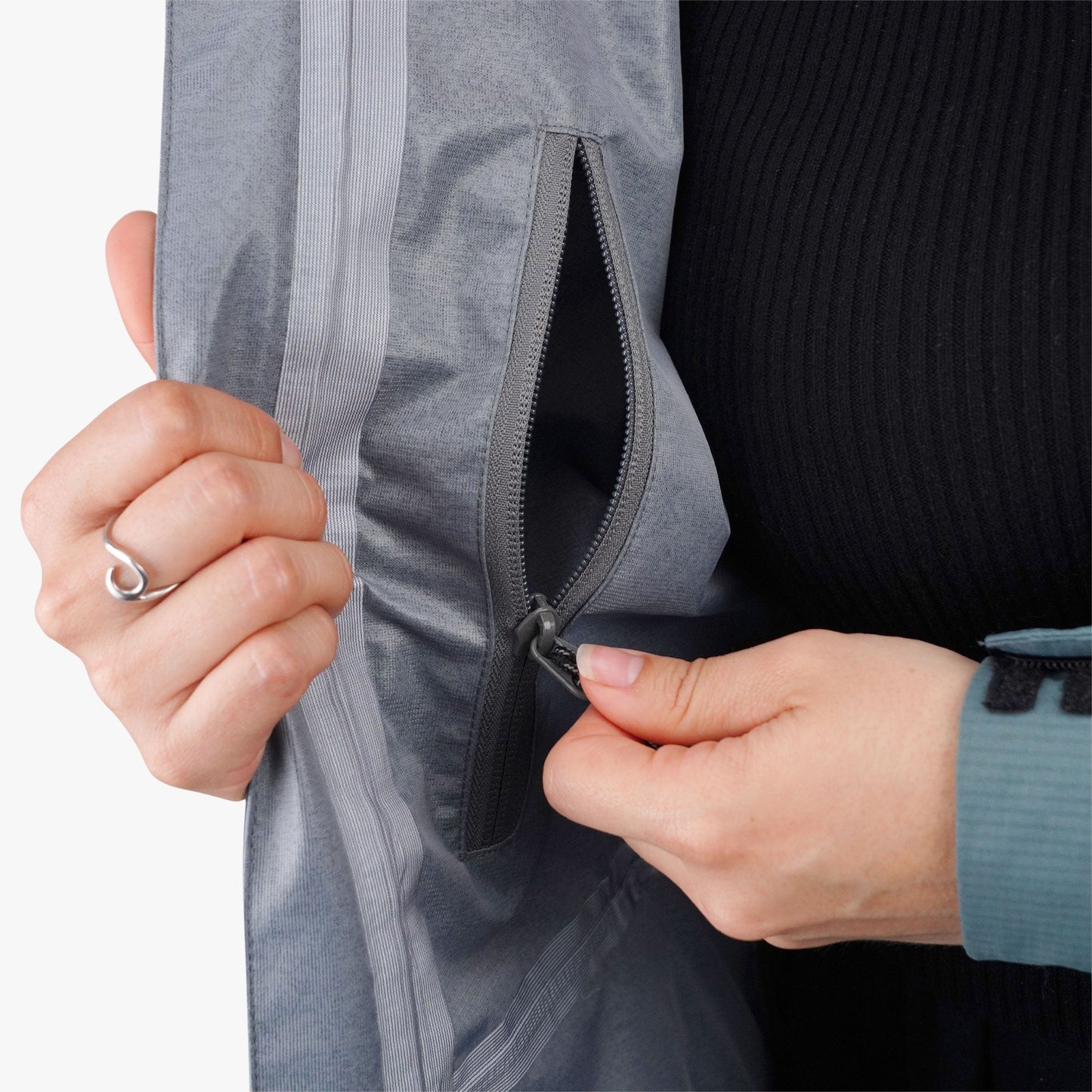 AFTCO Women's Barricade Jacket Depths