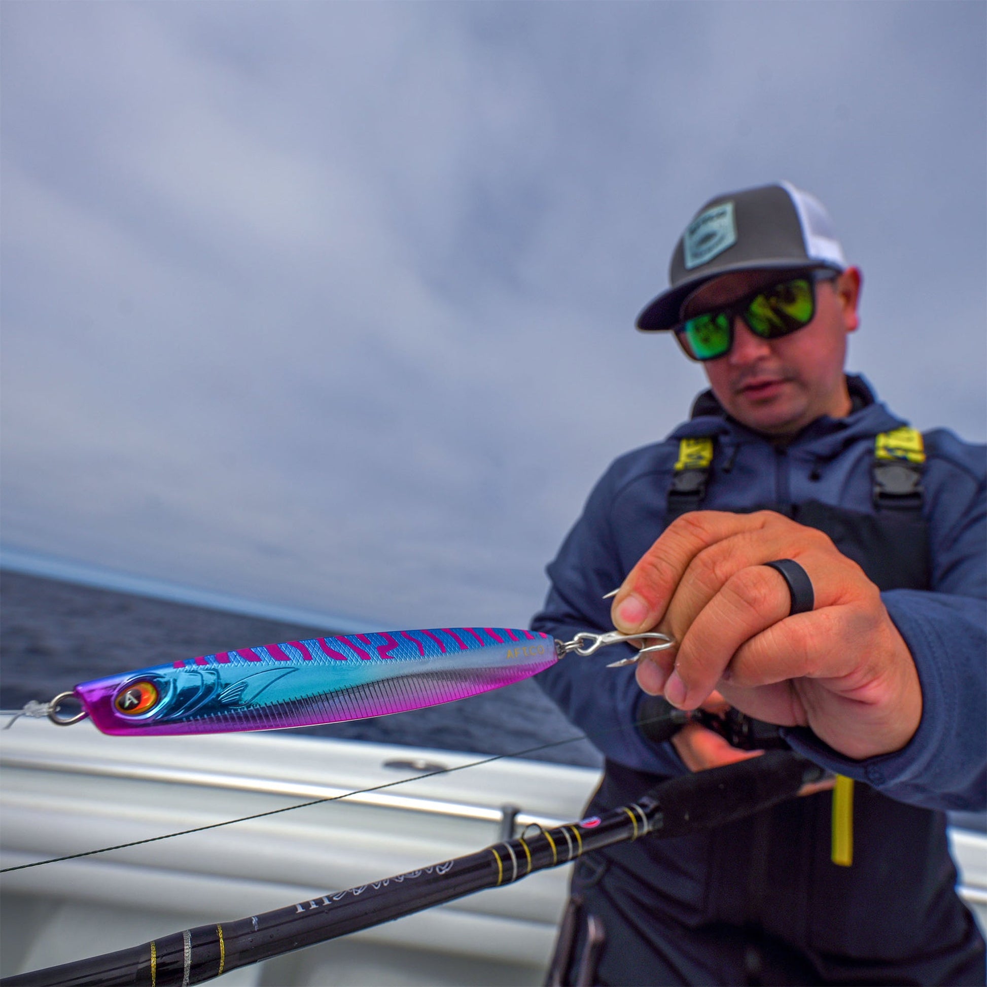 AFTCO Blue Fever Hybrid Blue Pink