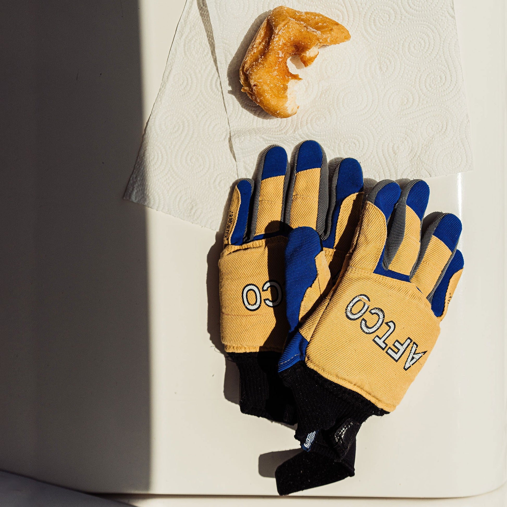 AFTCO Wire Max Salt Water Fishing Glove Blue